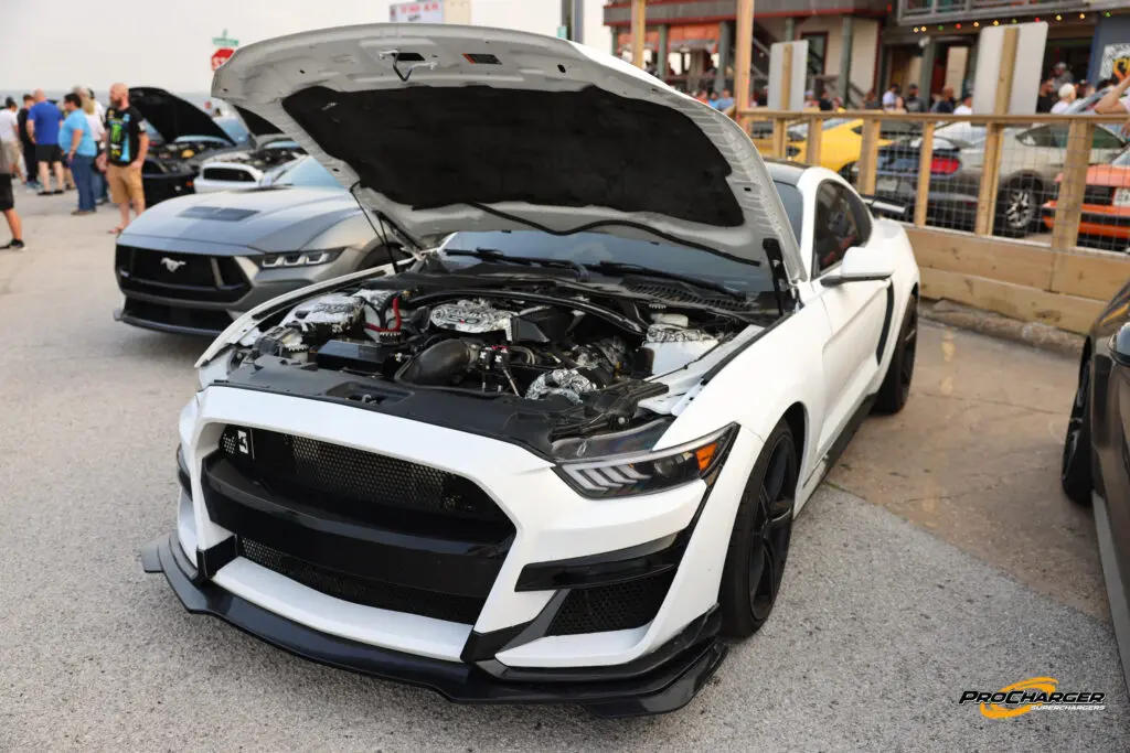 S550 ProCharged White exterior