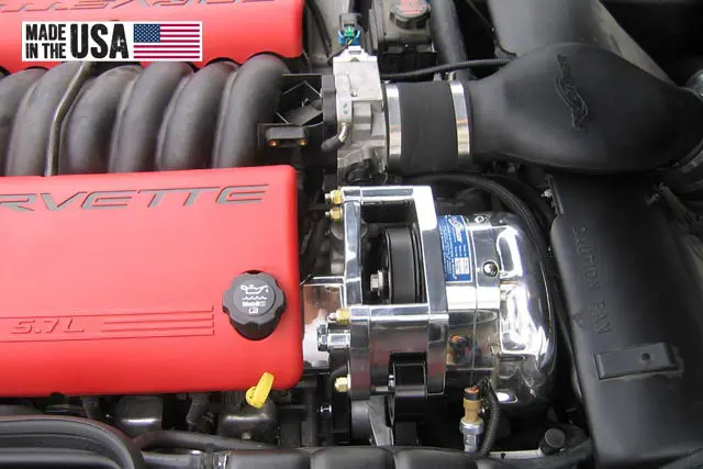 C5 Z06 Under Hood