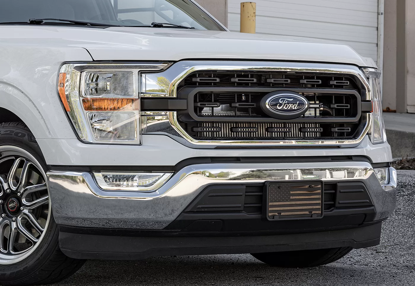 2021_2022_2023_F150_supercharger_intercooler_procharger 2022 Ford F-150 supercharger by ProCharger